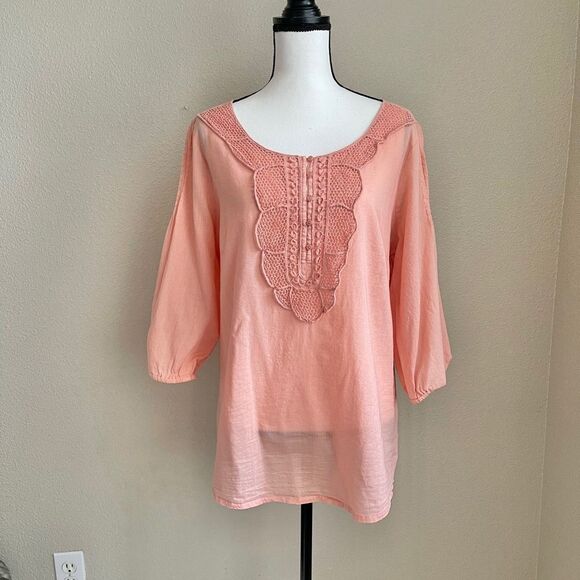 Eddie Bauer Top  - Picture 4 of 9